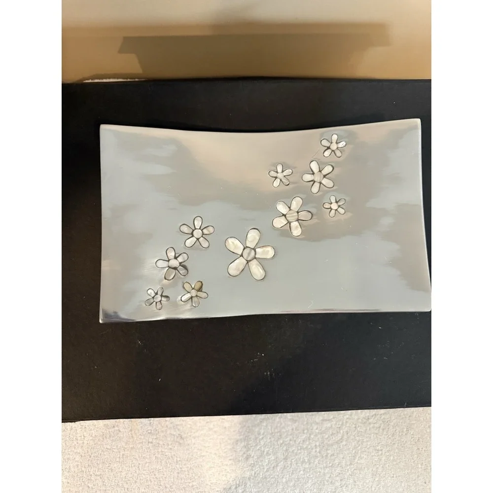 RLM Metal Flower Design Tray Decorative Plate with Feet Floral Pattern
